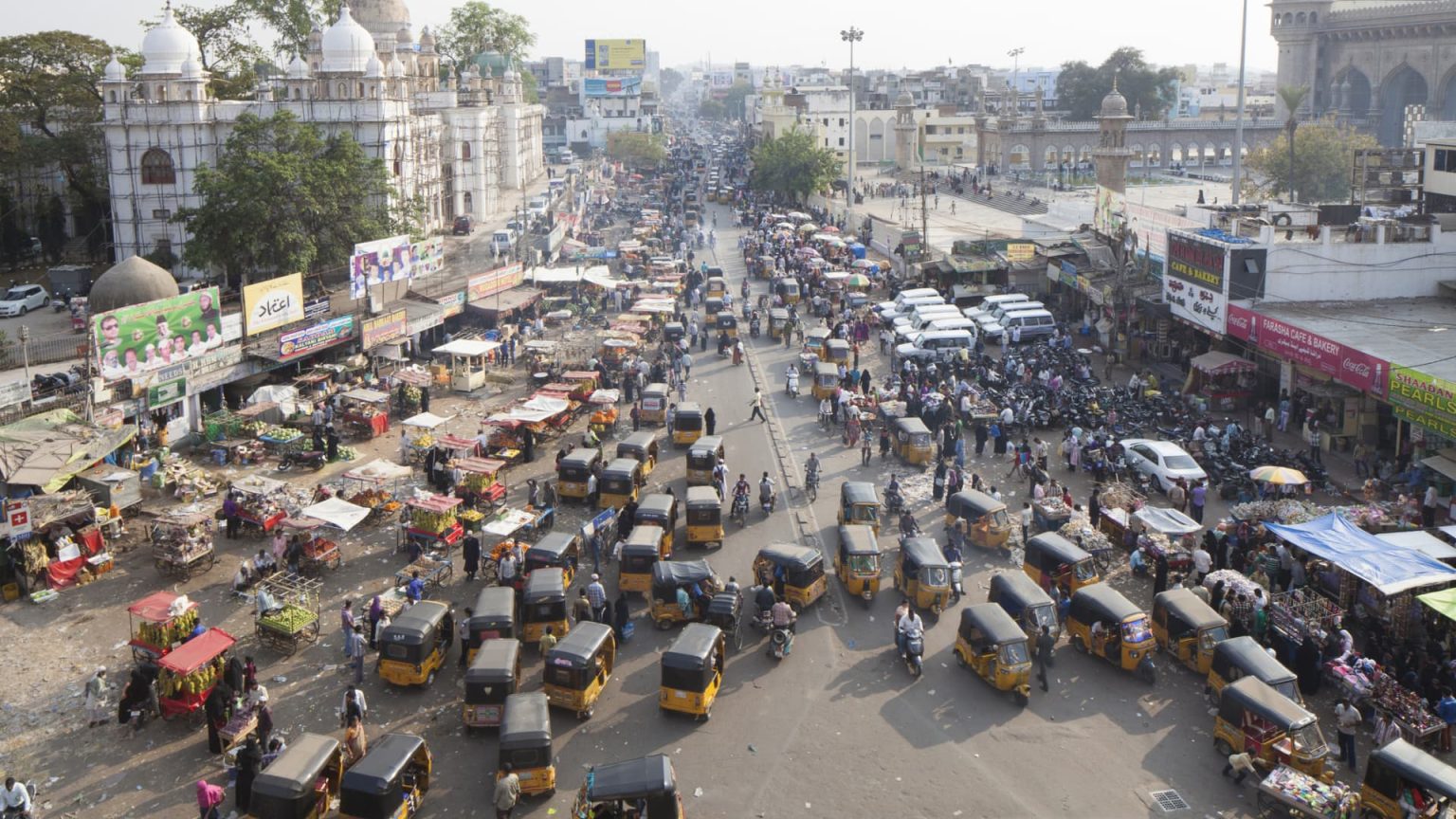 Asia markets close mixed as investors assess SCO summit