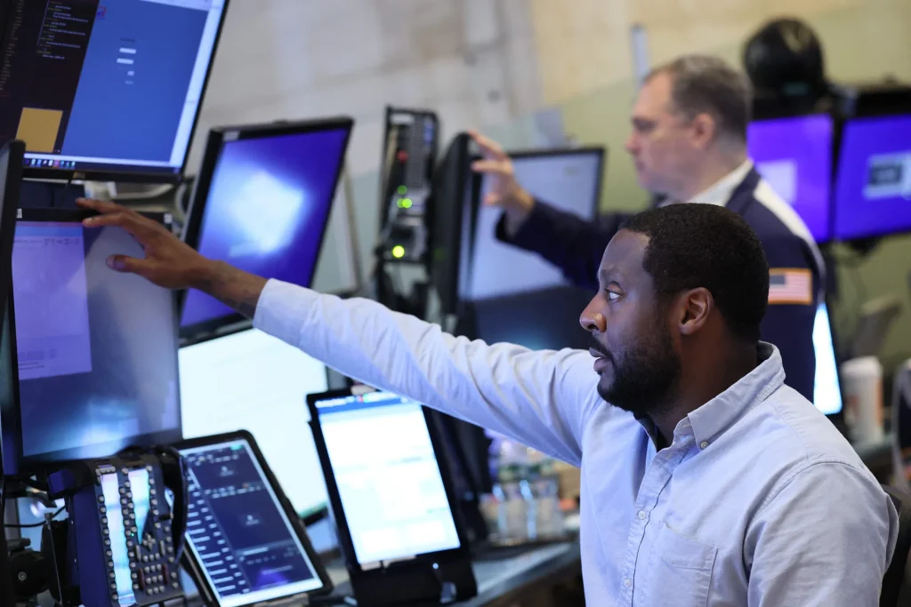 US: Wall St indexes open mixed after jobs data