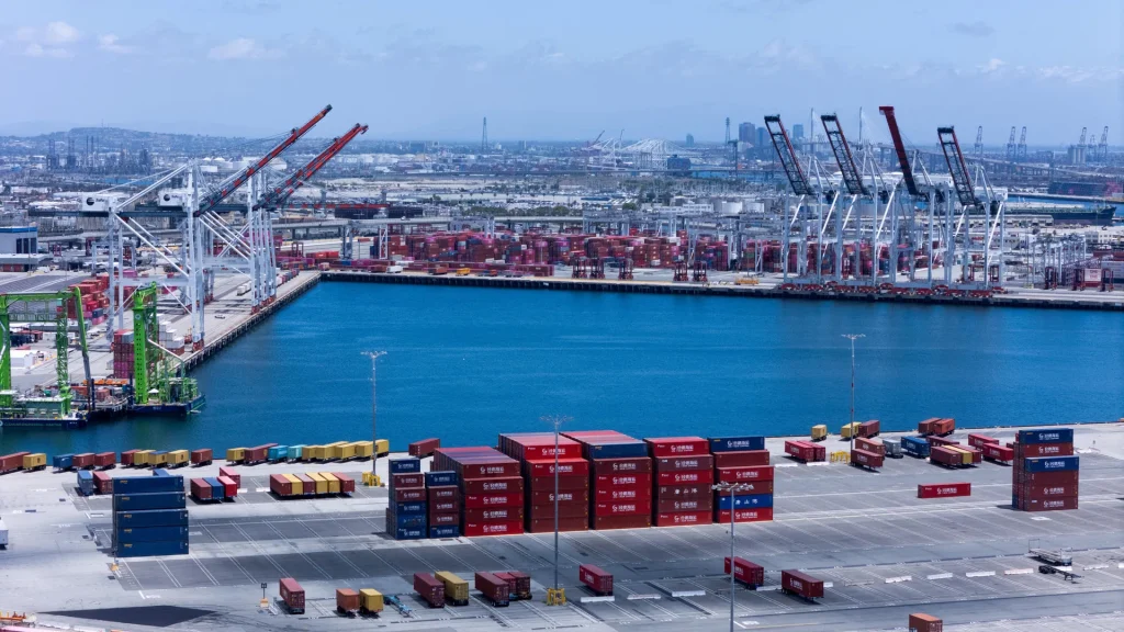 US trade gap widens to largest in four months on import flurry