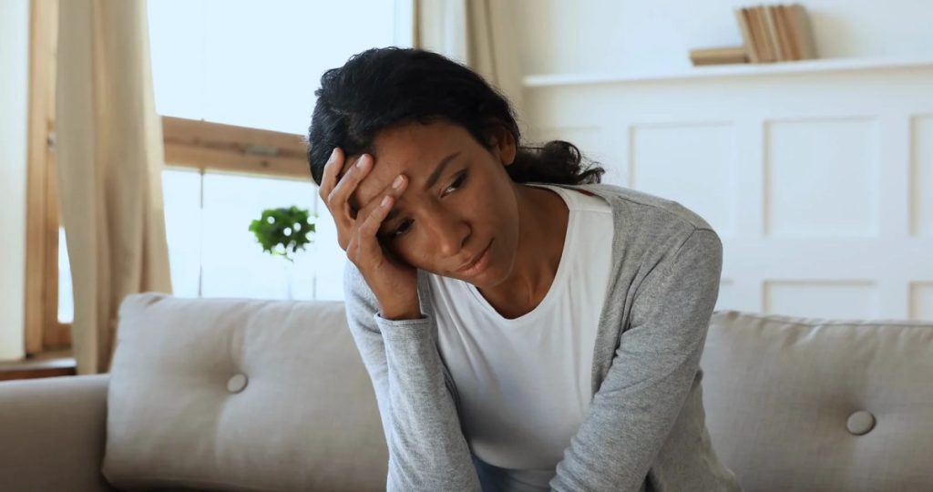 9 Clear Signs You’re Accepting Less Than You Deserve in Love