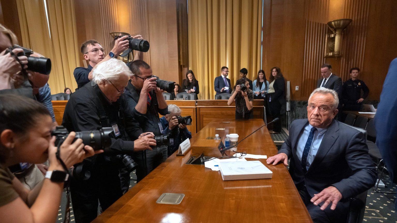 RFK. Jr’s family members say he is a ‘threat’ to Americans’ health and call for his resignation