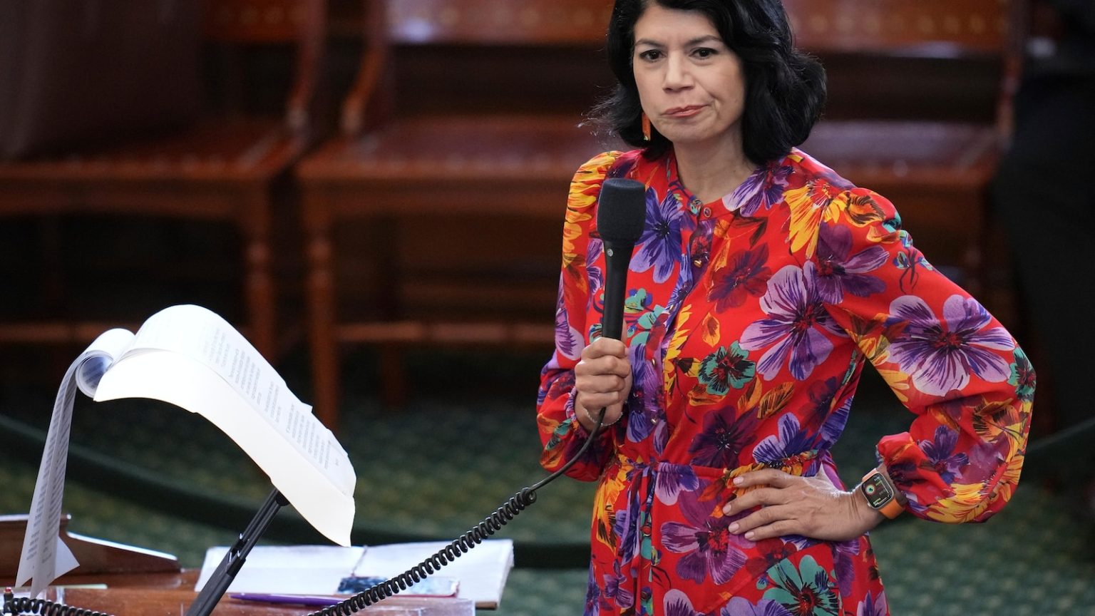 Texas lawmakers approve letting private citizens sue abortion pill providers