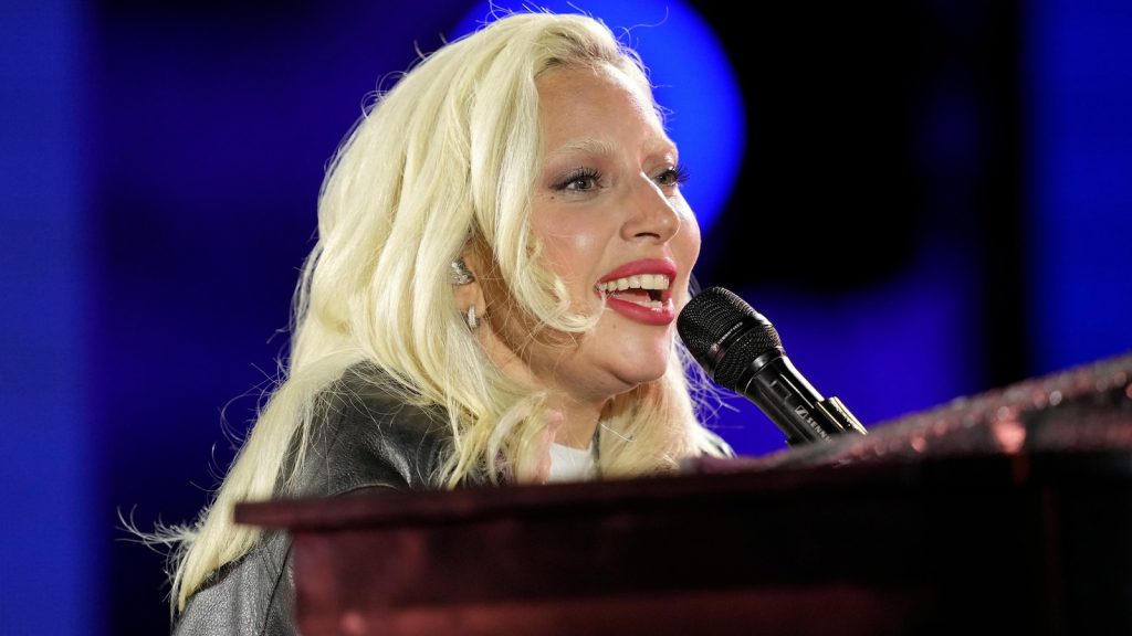 The MTV Video Music Awards are back. Taylor Swift and Beyoncé go head-to-head. Who will win?