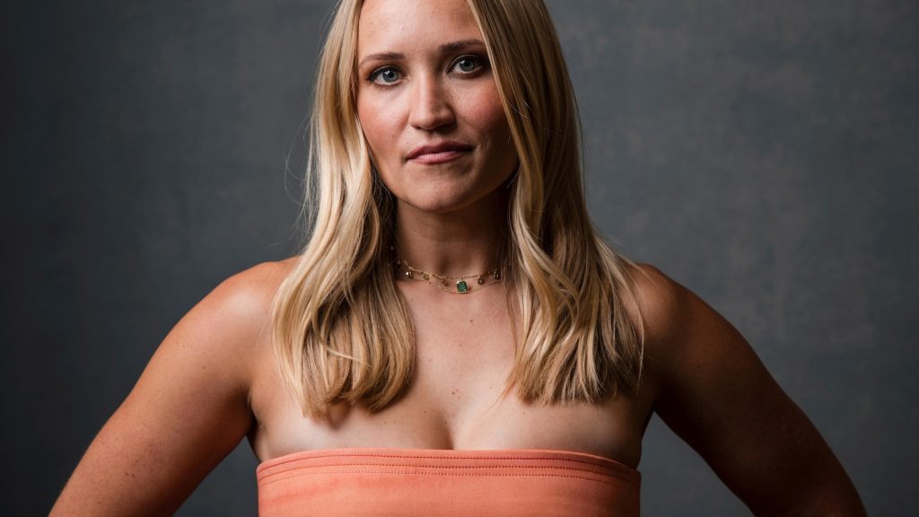 Actor Emily Osment is single as her divorce from musician Jack Farina becomes official