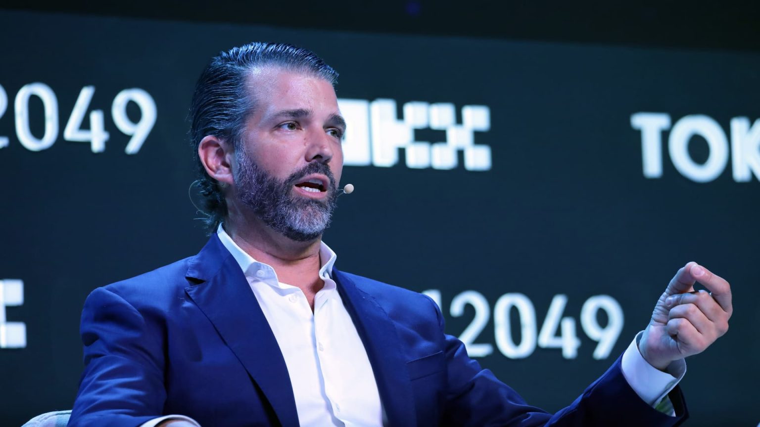 Trump crypto firm plans expansion with tokenized commodities, debit cards