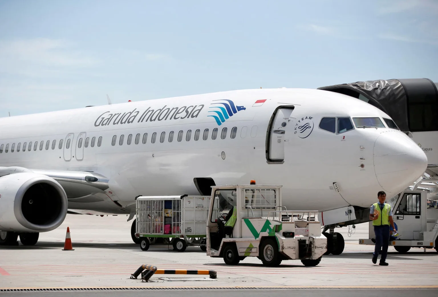 Garuda Indonesia appoints new CEO Glenny Kairupan