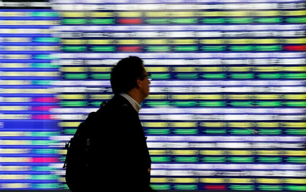 Asia: Stocks mixed as traders assess AI rally, US rates and shutdown