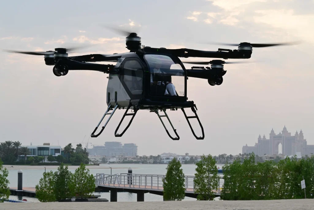 Flying Chinese cars aspire to be latest wonder of Gulf’s skies