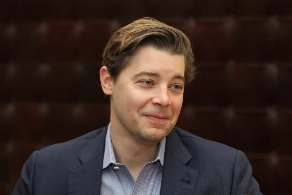 OpenAI ramps up Singapore team amid billion-dollar data centre push in Asia