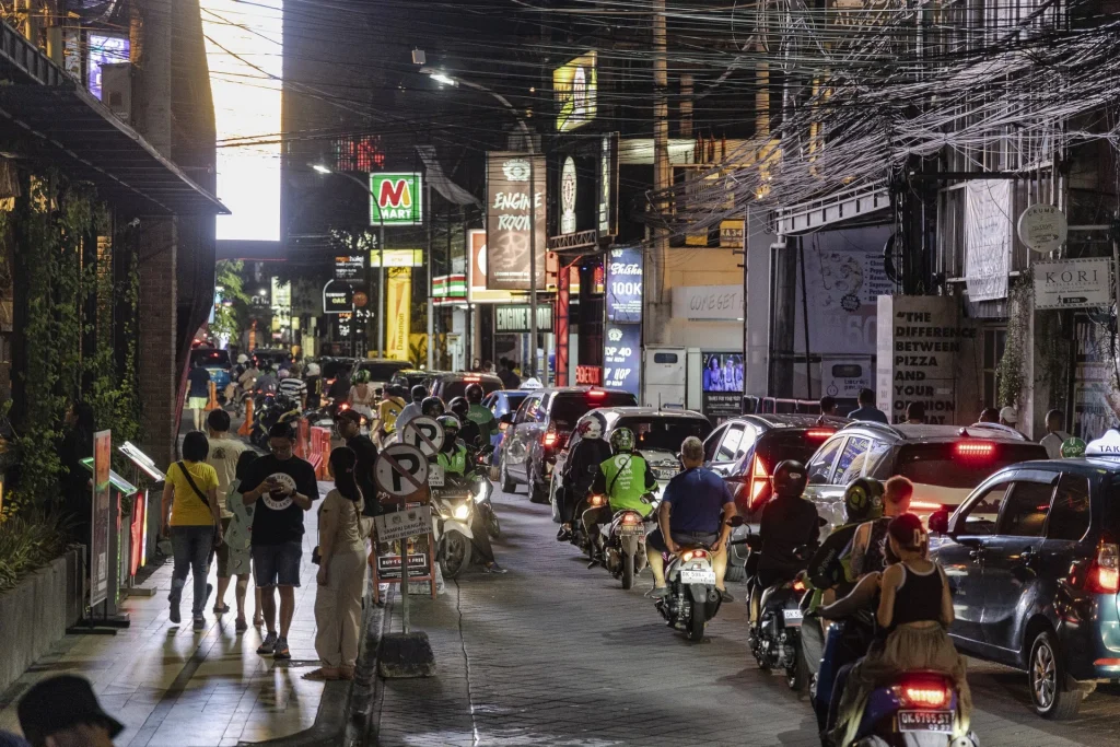Indonesia weighs transforming Bali into a regional financial hub