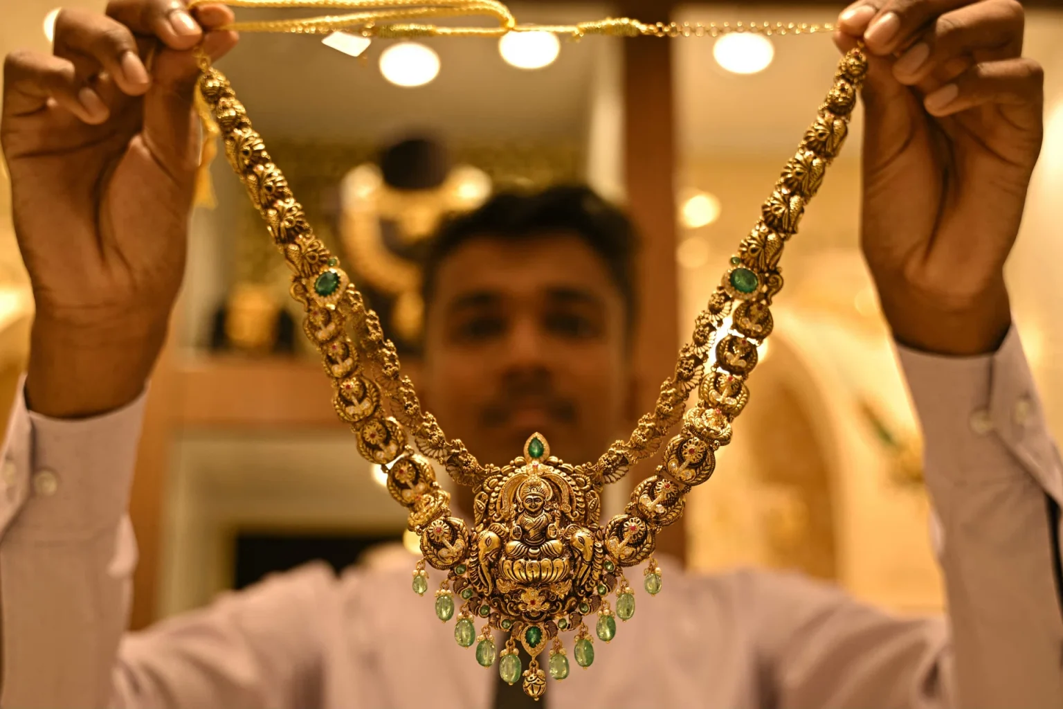 Gold boom swells Indian household stock to almost US$3.8 trillion