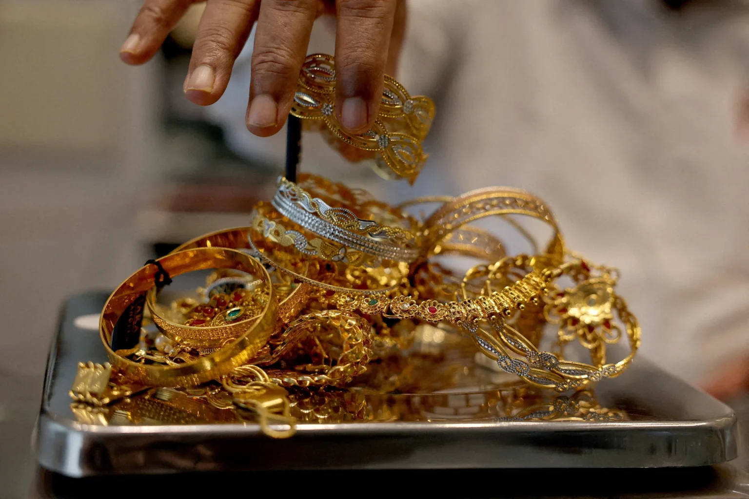 HSBC expects gold’s ‘bull wave’ to hit US$5,000 an ounce in 2026