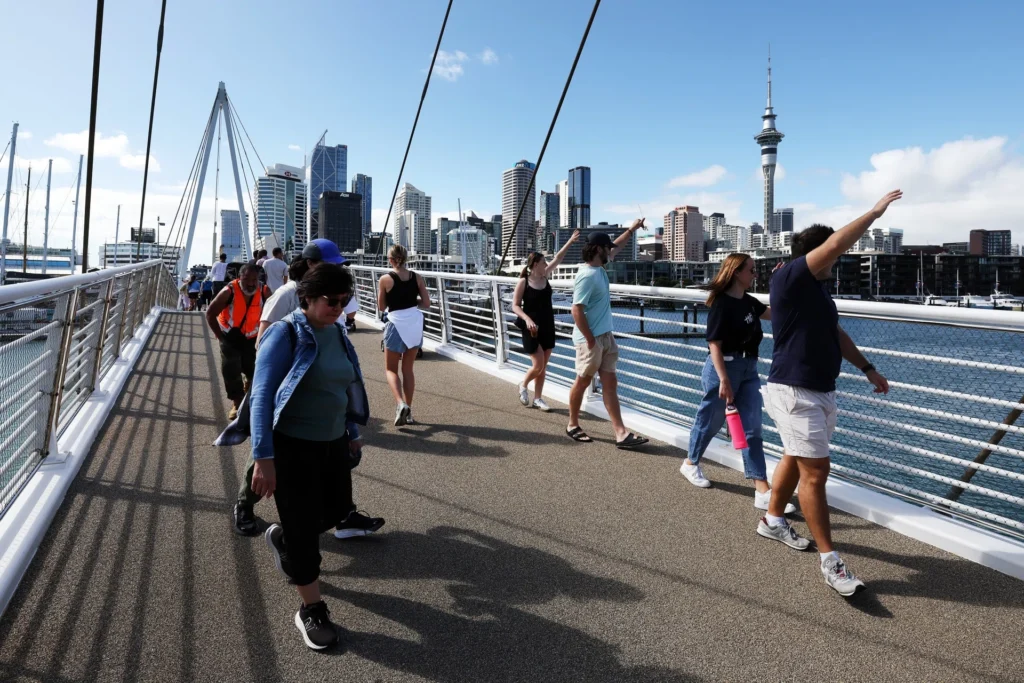 New Zealand firms’ gloomy outlook raises risk of recession