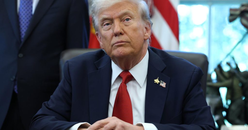 Trump signs proclamation imposing tariffs on truck and bus imports