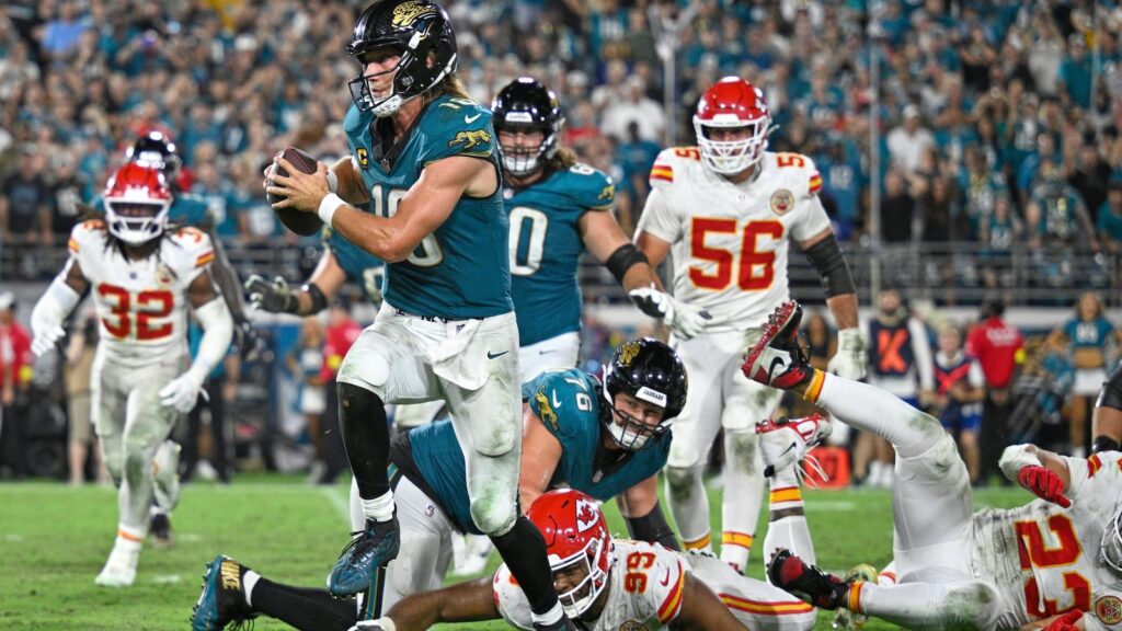 Trevor Lawrence’s heroic touchdown caps NFL’s record-tying week of double-digit comebacks