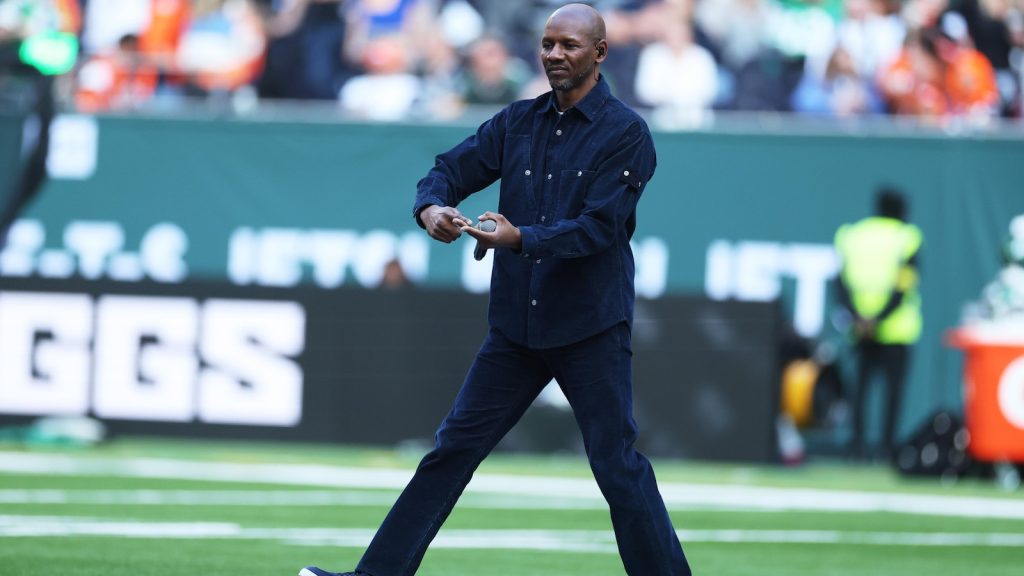 UK rapper Giggs takes center stage as NFL spices up international games with halftime shows