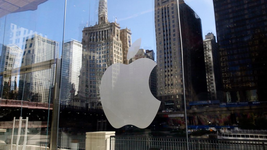 Apple takes down app that allows people to track and anonymously report sightings of ICE agents