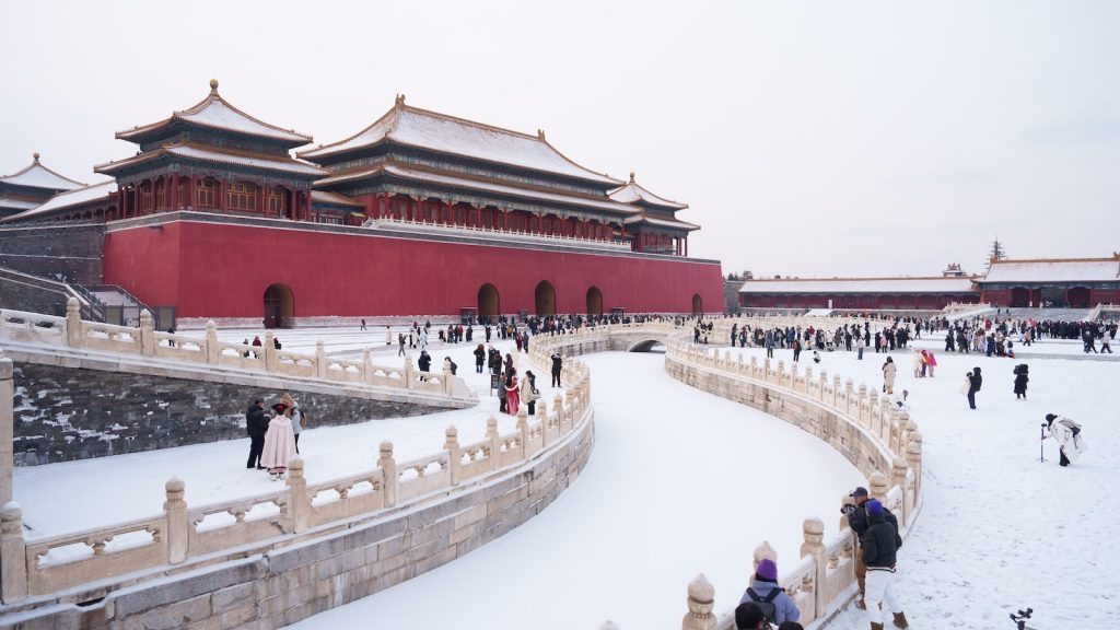 China grants UK and Canada visa-free entry, raising total to 79 countries