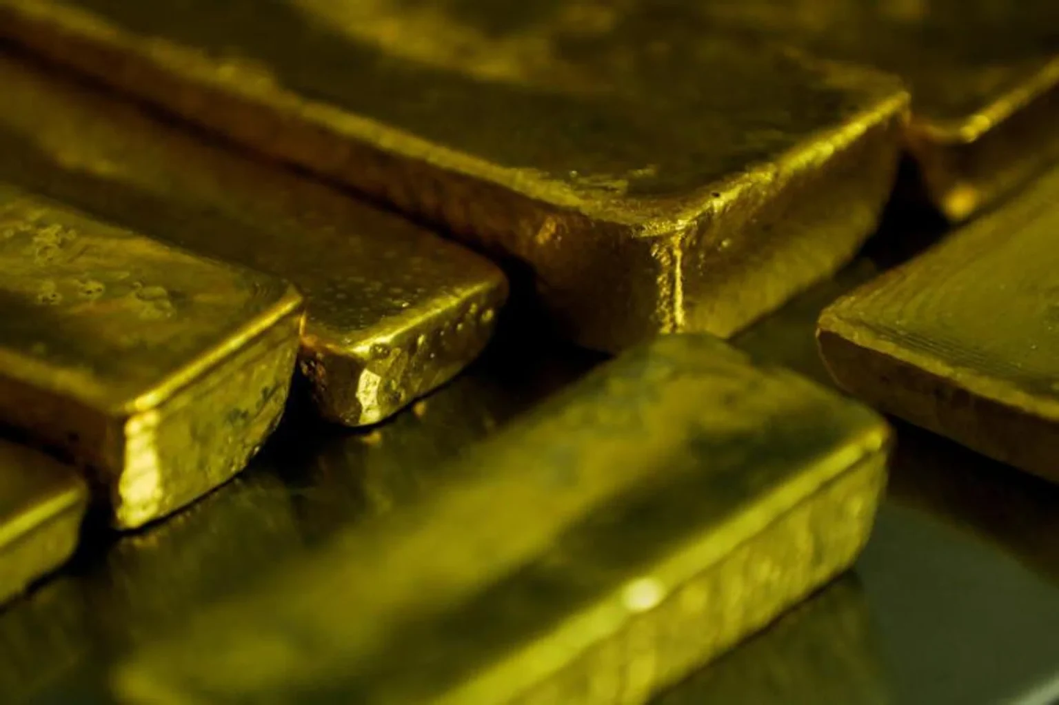 Malaysia jolts bullion trade with 10% import duty on gold bars