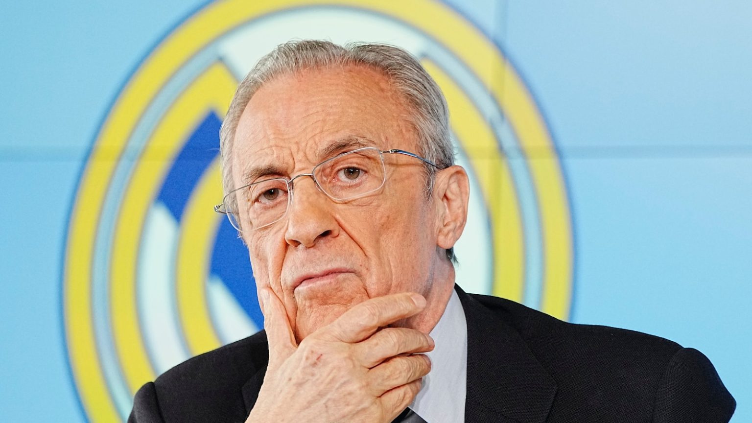 Pérez re-elected Real Madrid president to pave way for Mourinho’s return