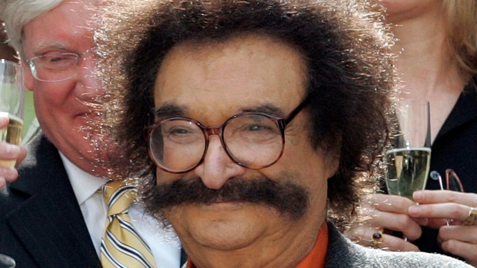 Gene Shalit, longtime ‘Today’ show movie critic with bushy hair and massive mustache, dies at 100