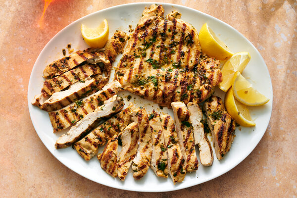4 Ways to Make Your Grilled Chicken Breasts Truly Juicy