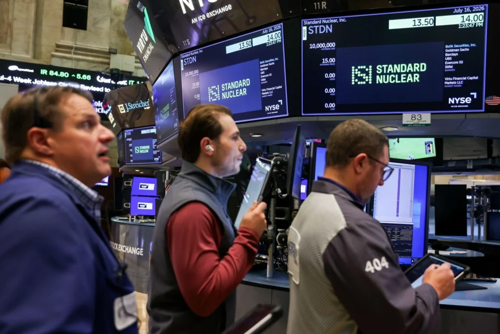 Wall St opens higher as chip stocks extend recovery; earnings in focus