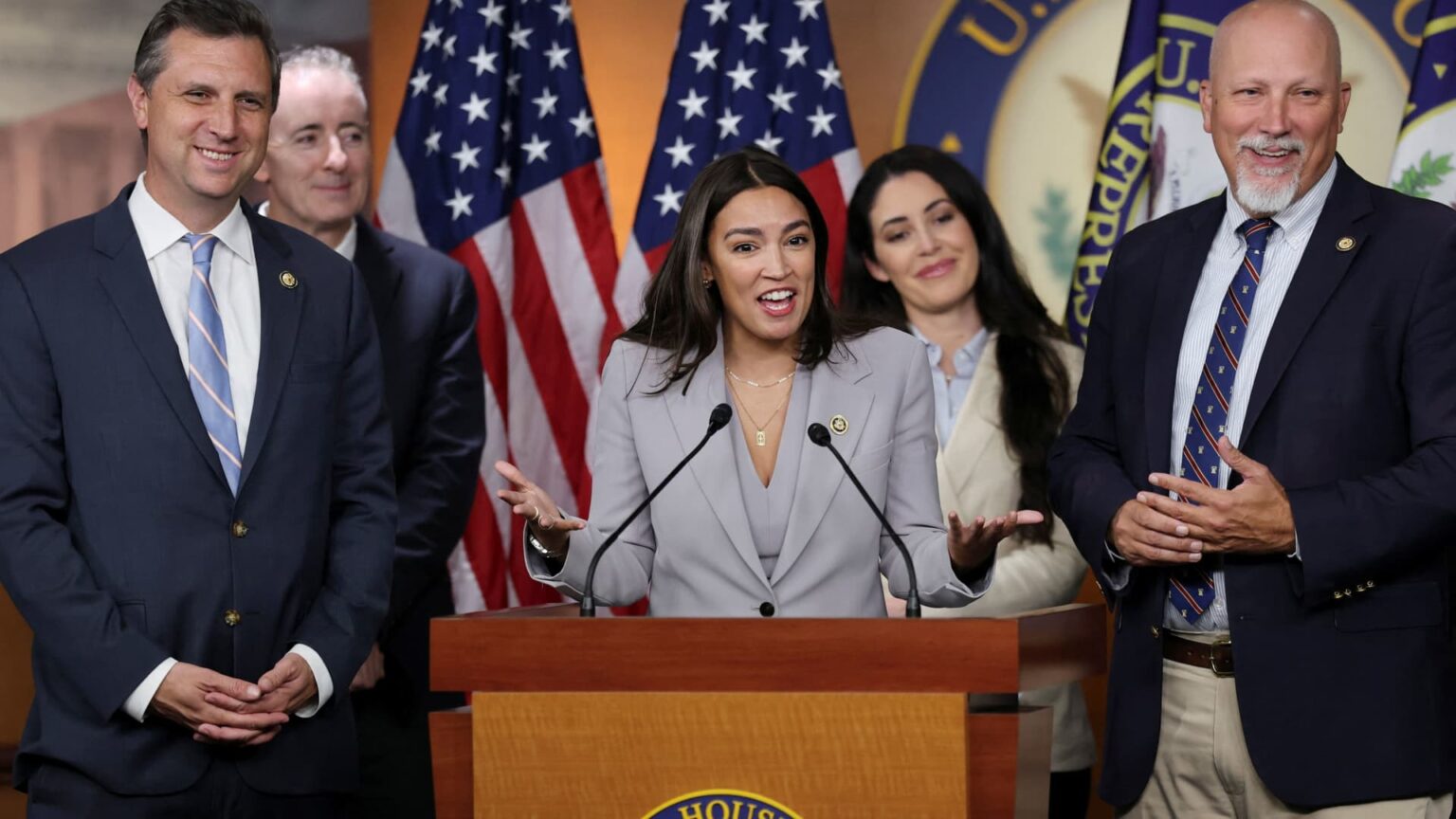 Congressional stock trading curb due to get House vote