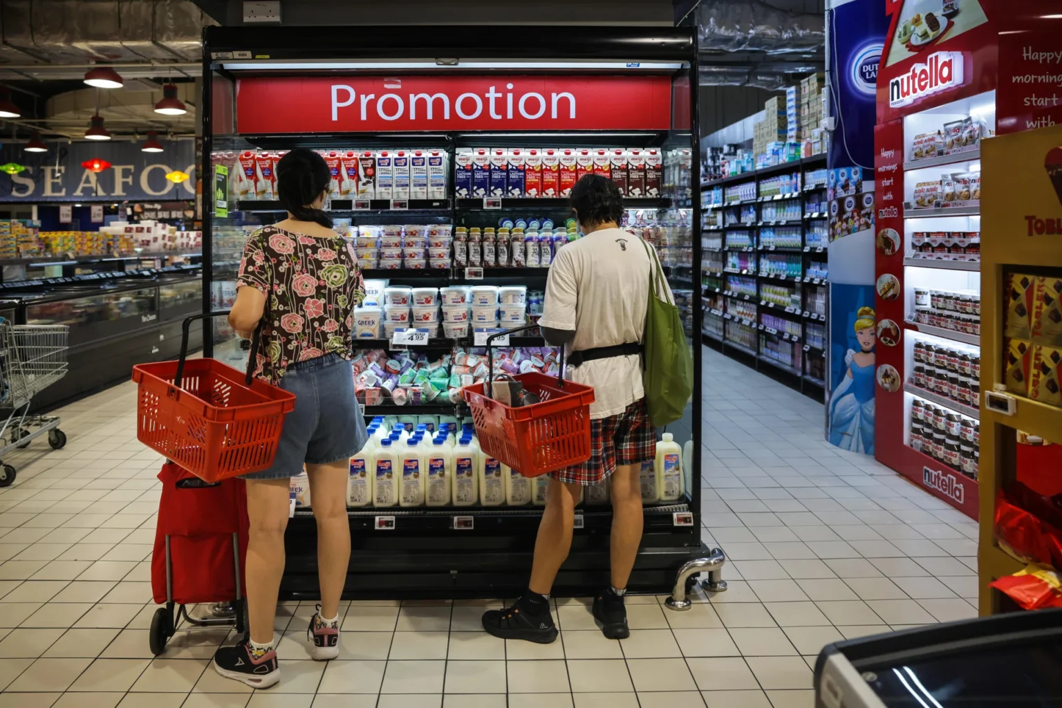 Singapore, Thailand lift Asean consumer confidence as regional outlook diverges: UOB survey