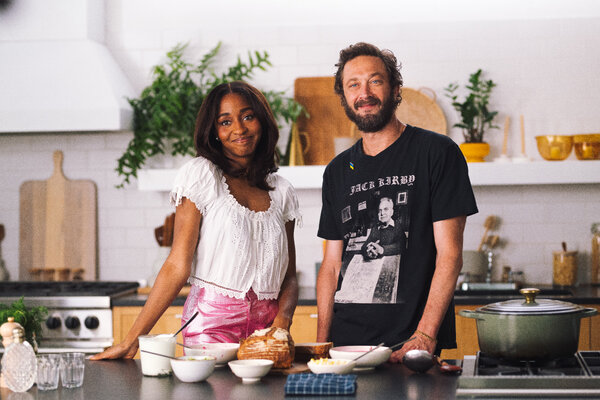 Ayo Edebiri and Ebon Moss-Bachrach on ‘The Bear,’ Family Recipes and More