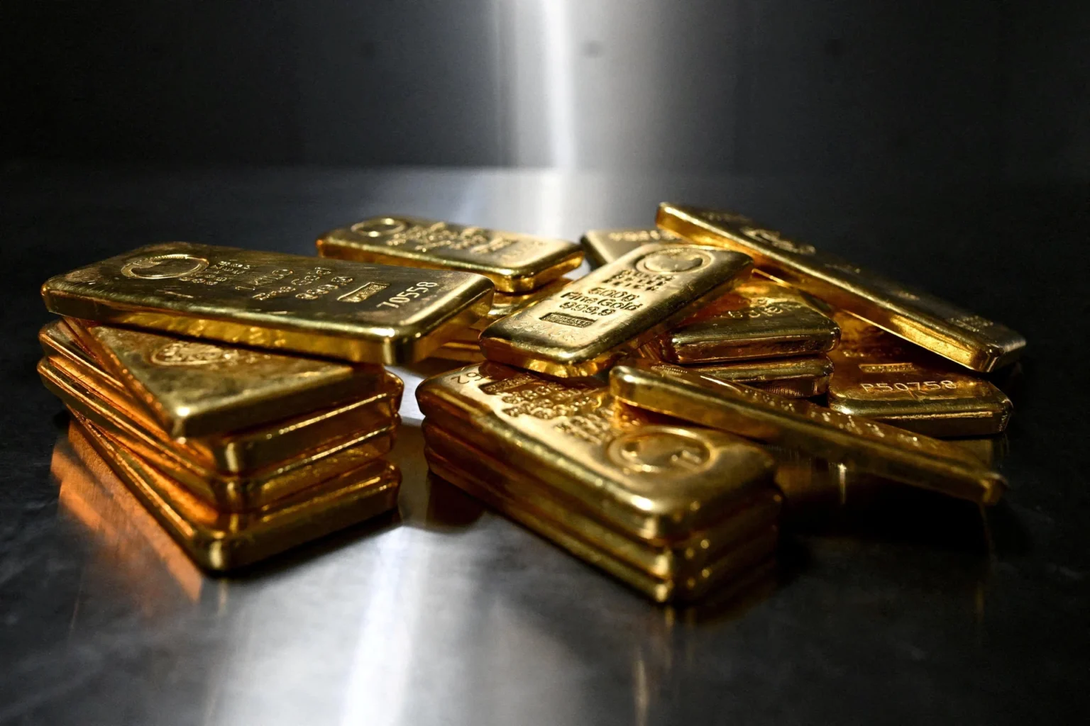 Gold steadies as traders assess rates path after US-Iran clashes