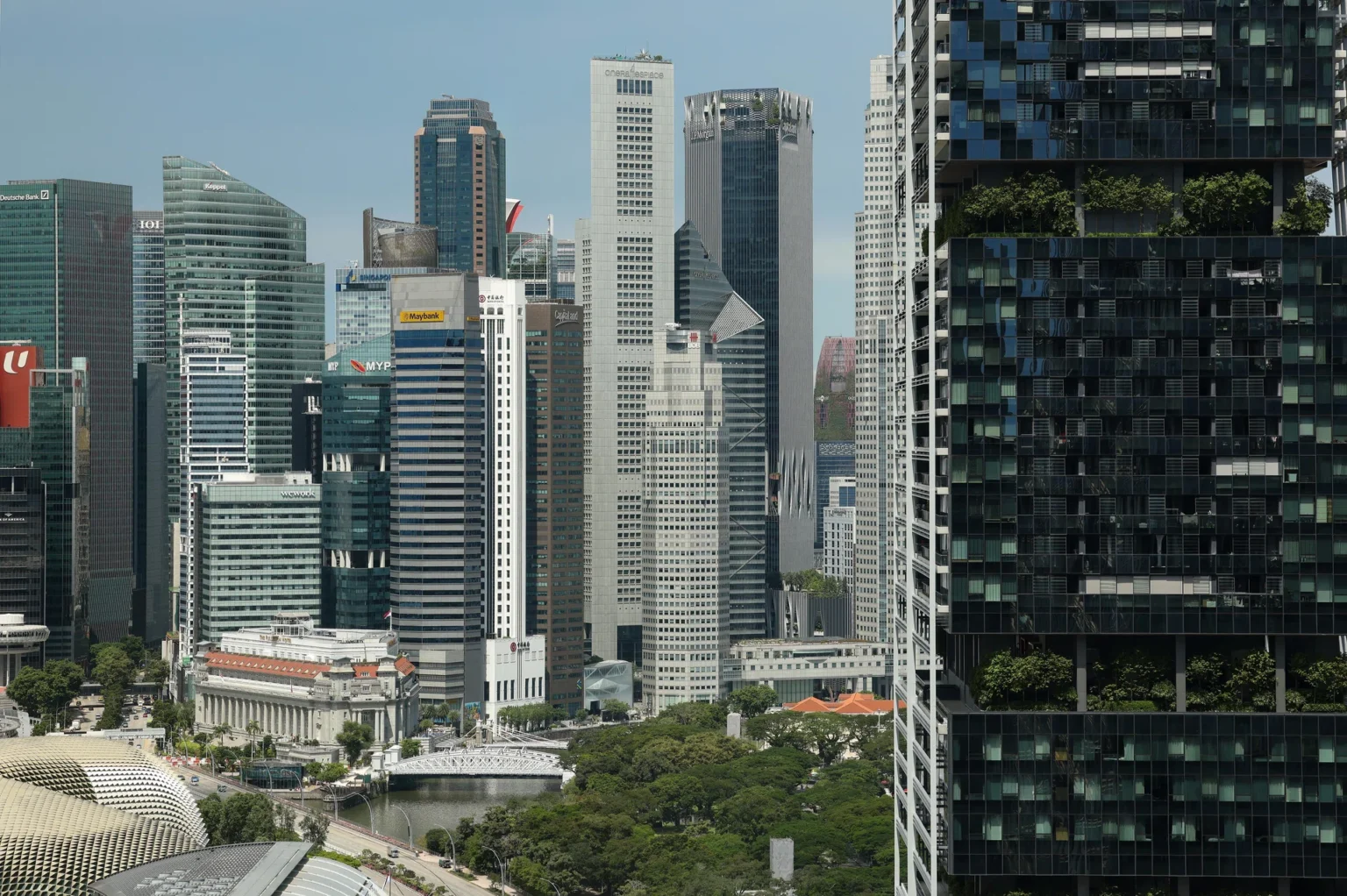 Singapore eyes hedge fund tax cuts to boost financial hub role: report