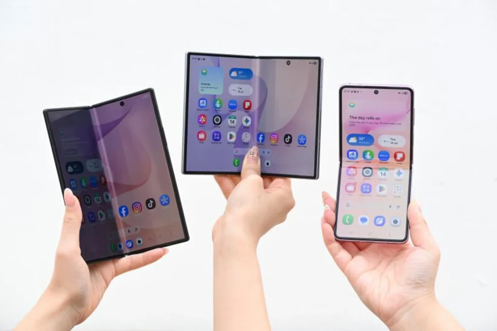 Samsung unveils wider foldable phone, hikes prices as chip costs rise