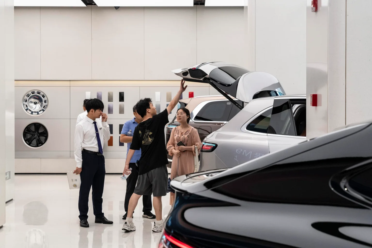 Chinese cars are loaded with dazzling features. That could spell trouble