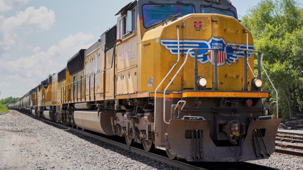 Union Pacific picks up Canadian National’s support for its plan to acquire Norfolk Southern railroad