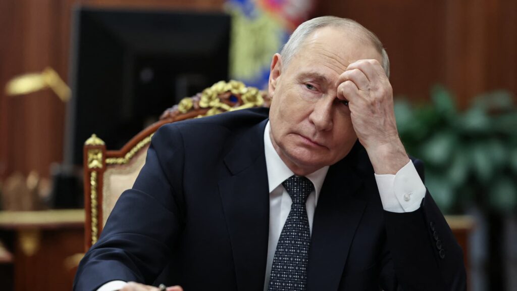 Russia’s wartime economy faces growing pressure
