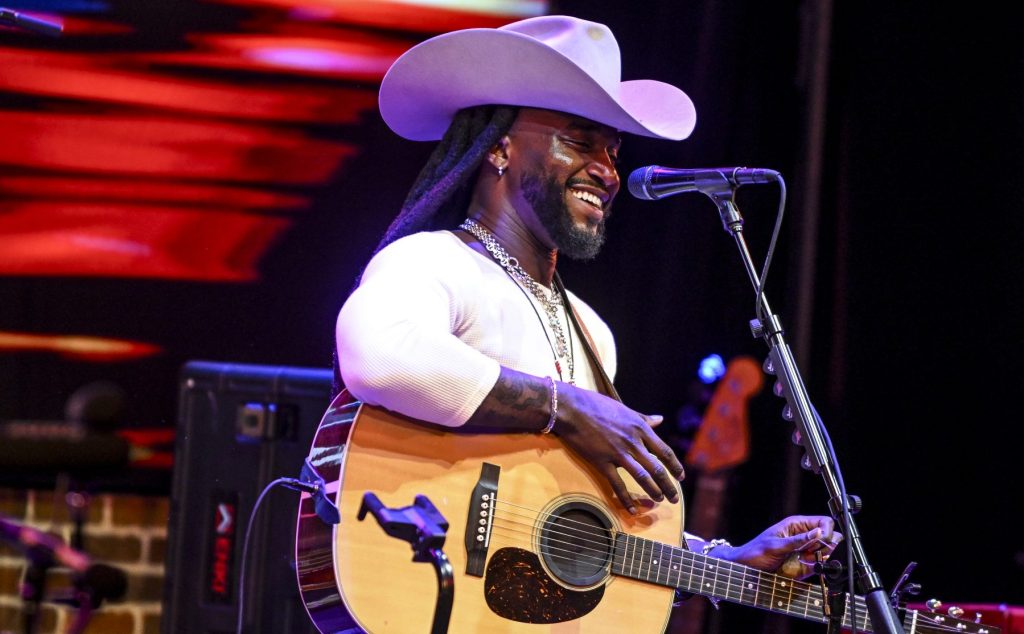 Shaboozey’s ‘The Outlaw Cherie Lee’ Debuts on Multiple Billboard Charts