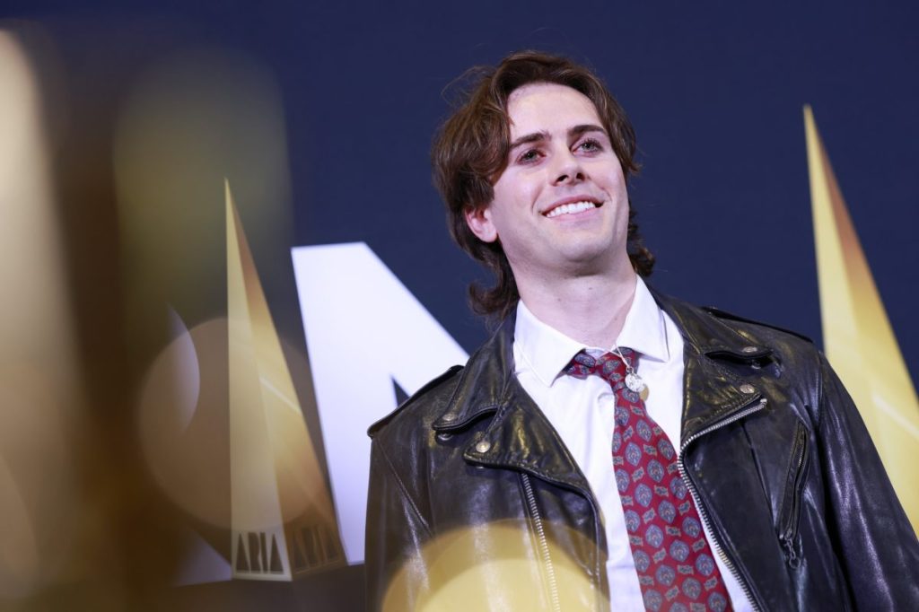 Yes Boone Signs With Warner Music Australasia