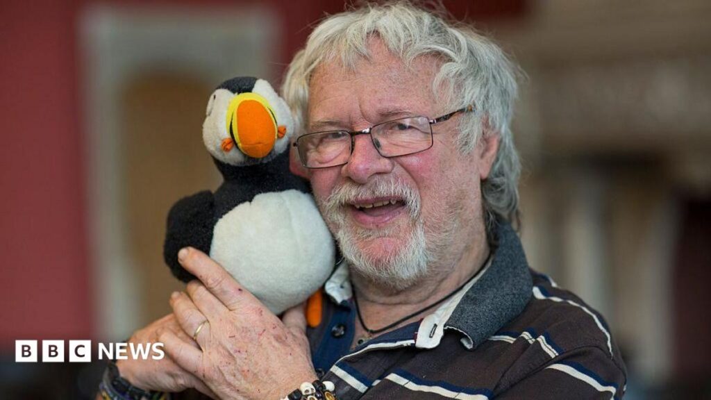 Bill Oddie: Comedian who found nature a welcome refuge from mental illness