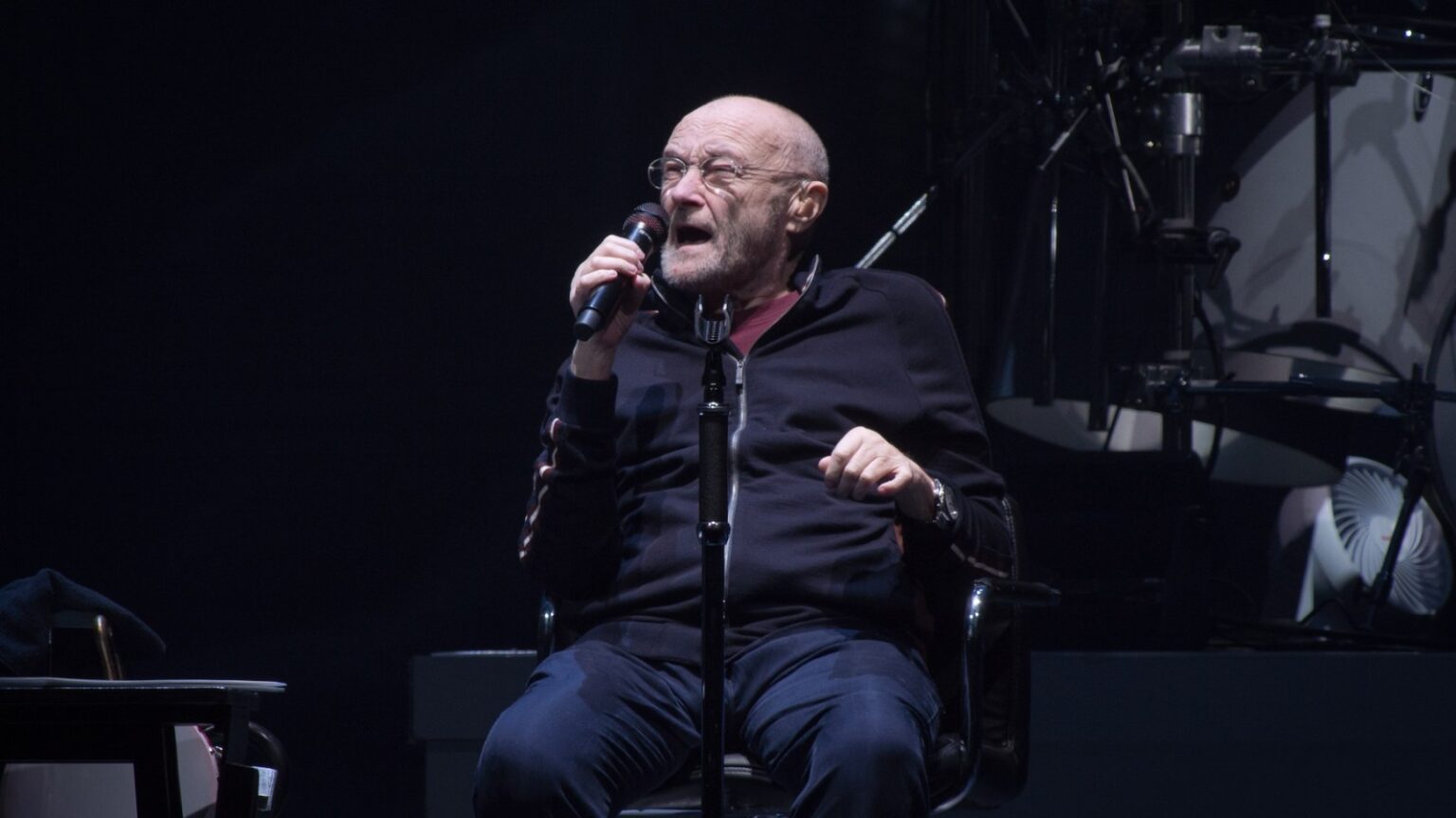 Phil Collins Reveals He Nearly Died in 2024 Amid Alcohol Abuse Battle