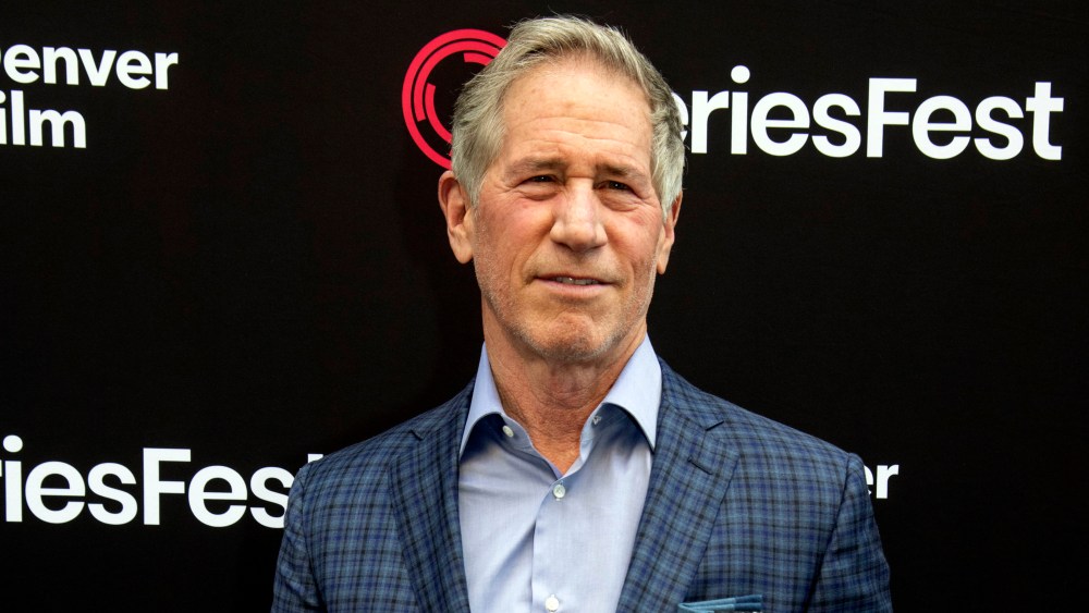 Lionsgate CEO Jon Feltheimer Supports Paramount-Warner Bros. Merger