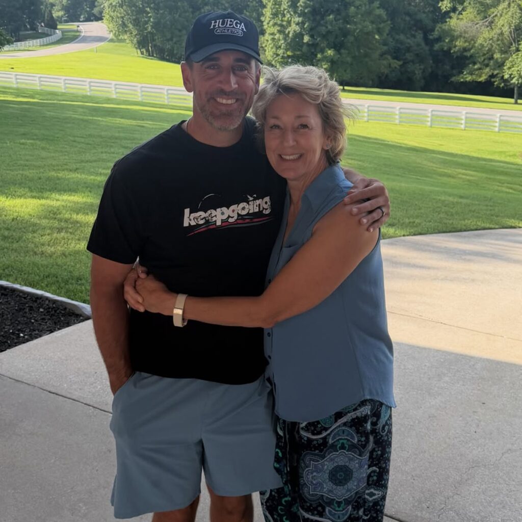 Aaron Rodgers Details Family Reconciliation, Sharing Public Updates