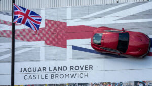 JLR to cut thousands of jobs in cost-saving drive