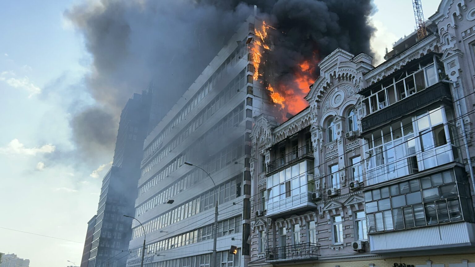 Russia targets Kyiv as NATO condemns nuclear rhetoric