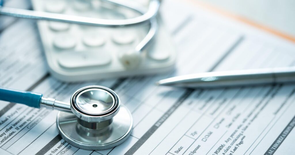 Employer and worker health plan costs expected to jump in 2027