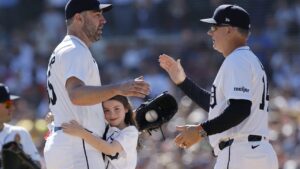 Justin Verlander’s Legendary Career Ends With Heartwarming Hug From His Daughter
