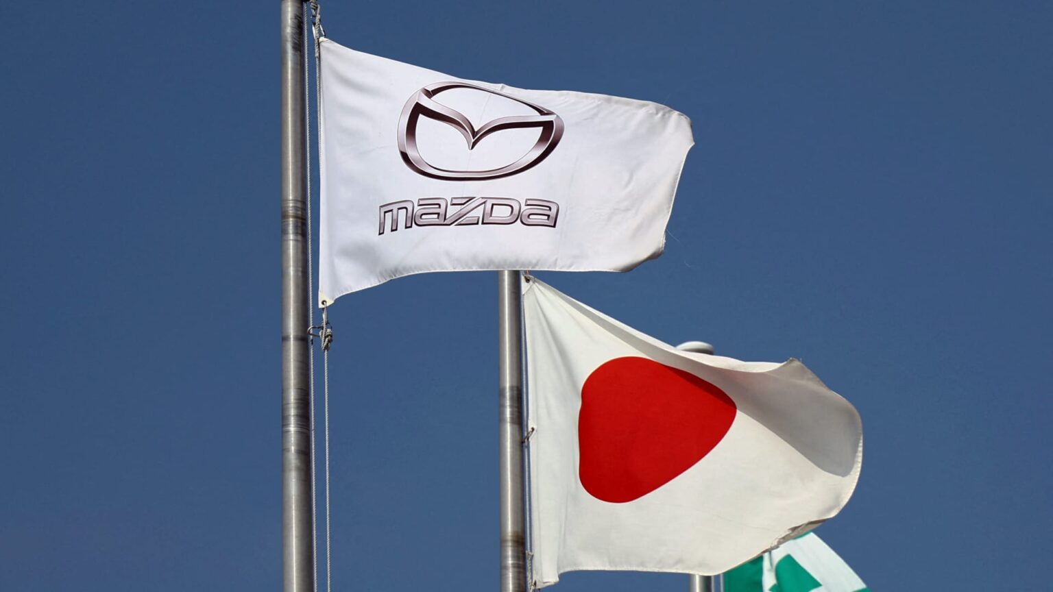 Why Japanese companies are retreating from China at a record pace