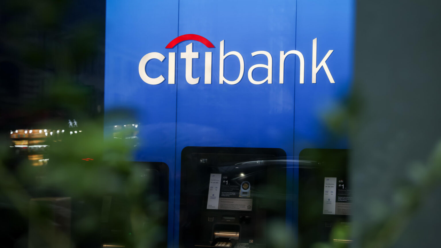 U.S. raises Mastercard, Citigroup China market access in talks: Official