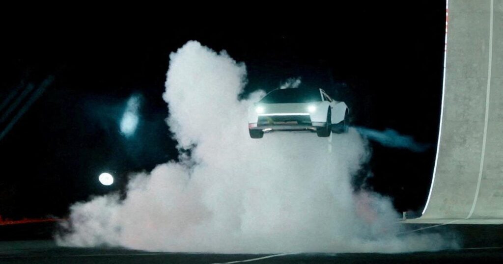 With Tesla Roadster debut, Elon Musk shows “flying cars are real”